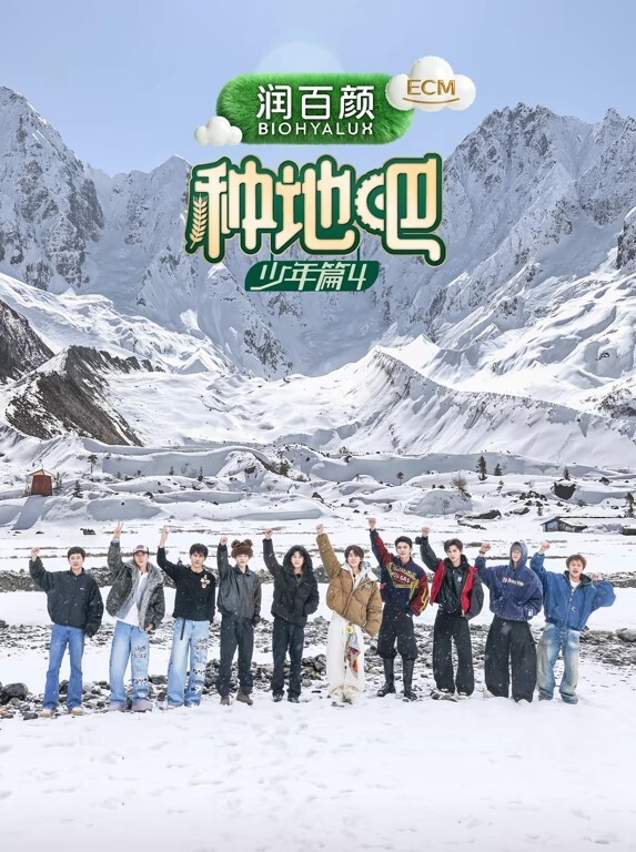 砖头危险拍打娜塔莉惊人的大肥臀【BangBrosNetwork】 - 云老婆